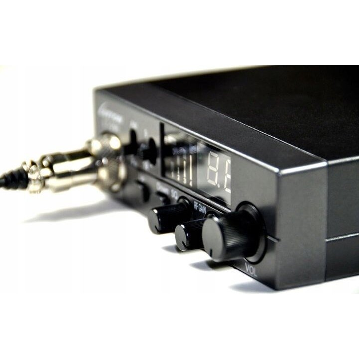 Luiton LT-298 ASQ AM/FM CB-Funk Zigarettenanzünder Stecker Schwarz