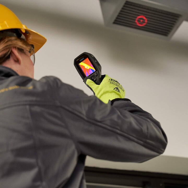 FLIR TG165-X Negro 2/3" Pantalla incorporada 80 x 60 Pixeles LCD 320 x 240 Pixeles