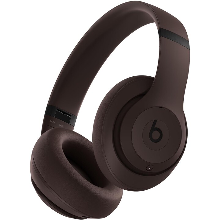 Beats Studio Pro mit Schokoladenmikrofon