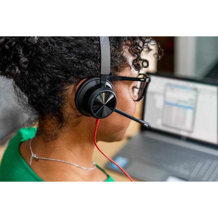 POLY Blackwire 8225 Auriculares estéreo USB-C +Adaptador USB-C/A