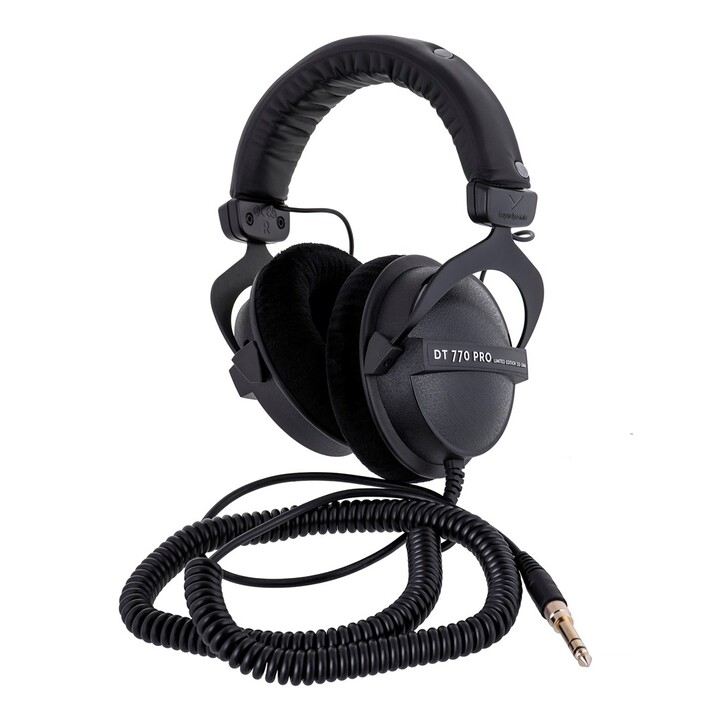 Beyerdynamic DT 770 PRO 250 OHM Black Limited Edition - auriculares de estudio cerrados