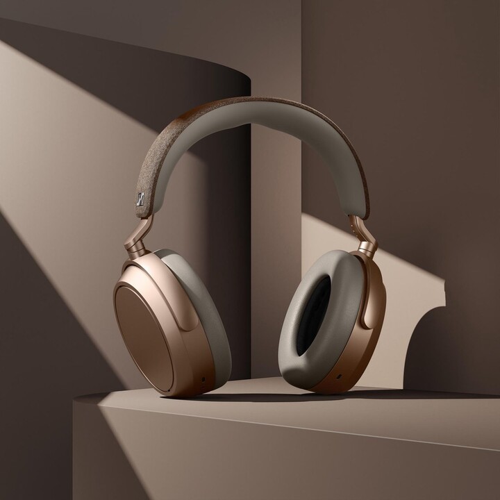 Fones de ouvido sem fios Sennheiser Momentum 4 Castanho