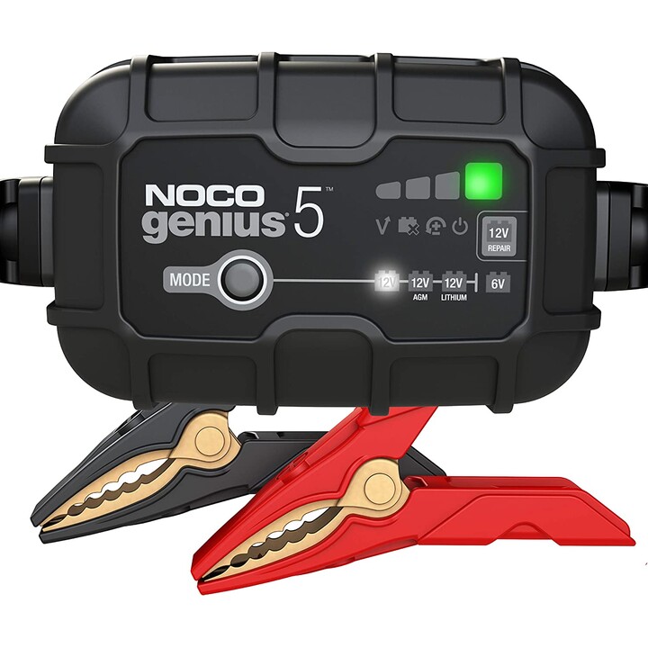 NOCO GENIUS5 Cargador de baterías de 5A para baterías de 6V/12V con función de mantenimiento y desulfuración