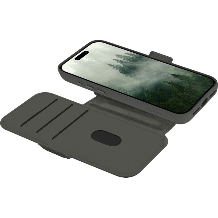 Dbramante1928 iPhone 17 Pro Max Case, Solid Green, Faux Leather, 2-in-1 Removable Magnetic Design