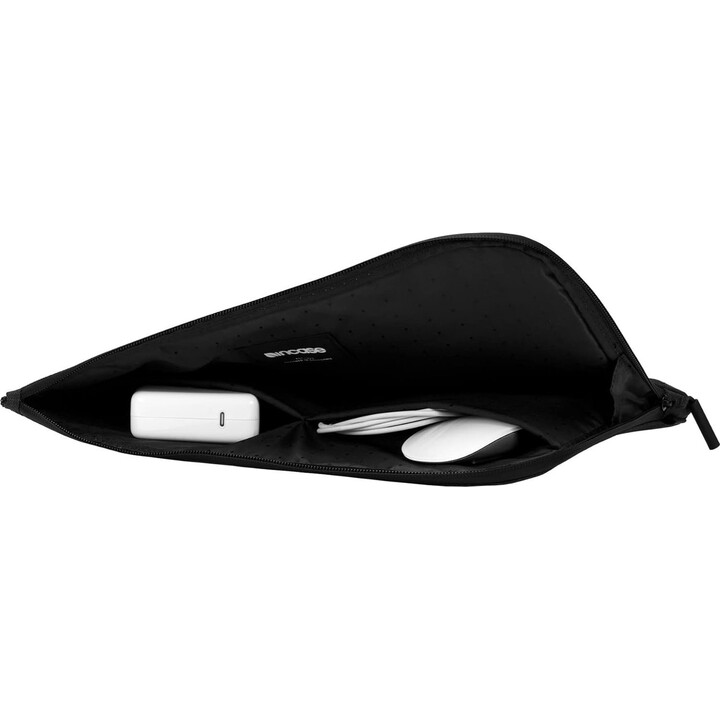 Funda Facet para MacBook Pro de 16" (2021/2023) en sarga reciclada - Negra