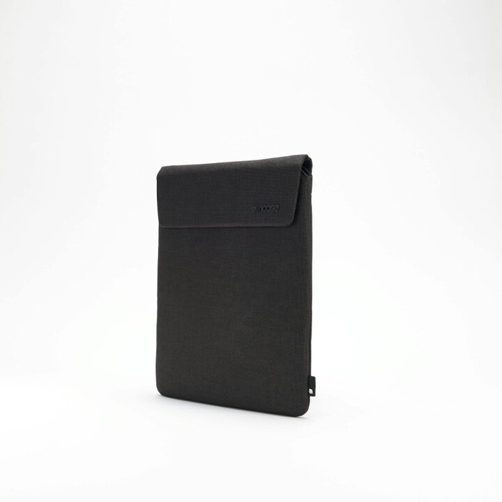 Crosstown Sleeve for 11-inch Tablet - Black