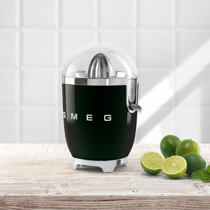 Presse-agrumes électrique Smeg CJF11BLEU 70W – Noir