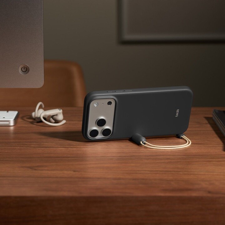 Apple Kickstand Case mit MagSafe und Kamerasteuerung, Granitgrau, für iPhone 17 Pro Max, MGY94LL/A