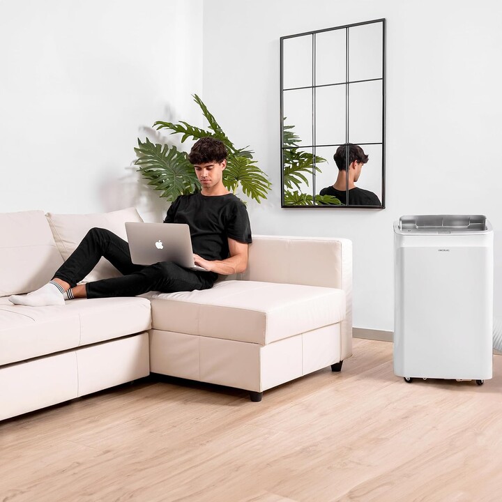 Cecotec ForceClima 7100, aire acondicionado portátil de 7000 BTU con mando a distancia, con una pequeña grieta estética
