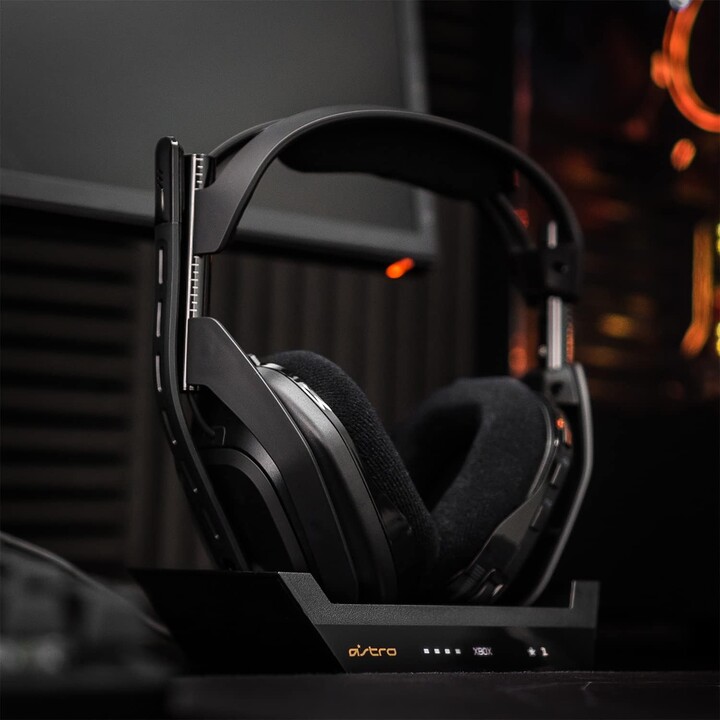 Logitech ASTRO Gaming A50 Auscultadores sem fios para gaming e estação de carregamento