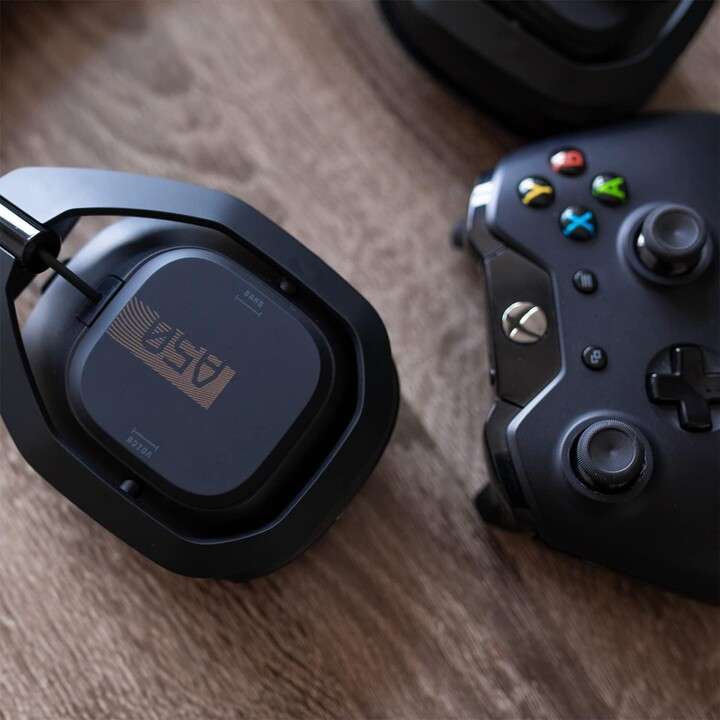 Logitech ASTRO Gaming A50 Cuffie wireless per gaming e stazione di ricarica