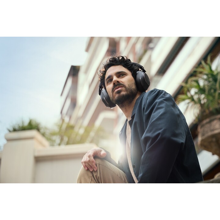 Casque Poly Voyager Surround 80 UC USB-C + adaptateur USB-C vers A